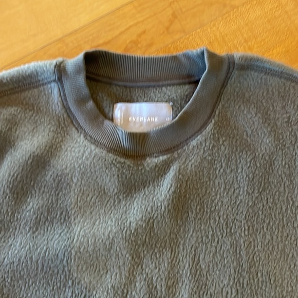 Everlane xs  sweatshirt in grey/ beige - Picture 2 of 3